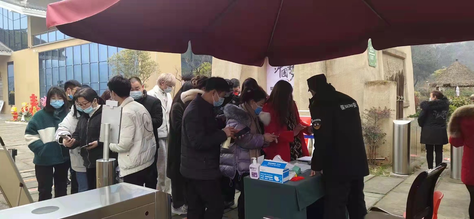 105435893.jpg 105435893.jpg